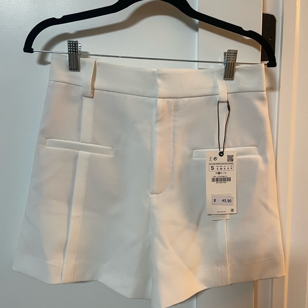 NWT Zara White Trouser Shorts